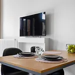 Brooklyn Loft Apartment - Old Town, Free Parking